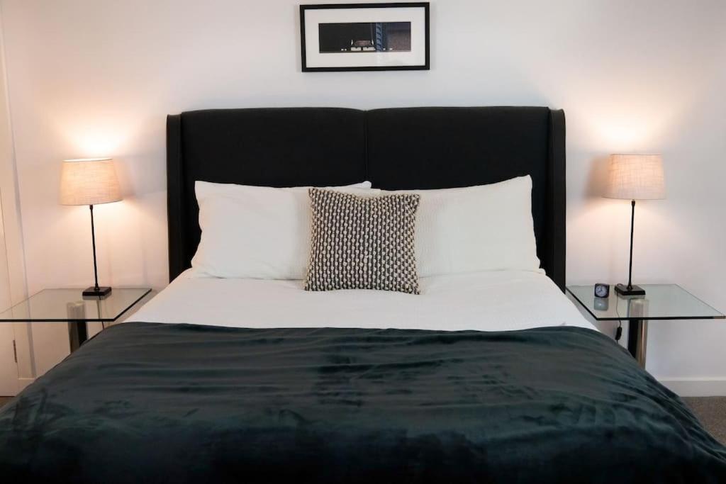 Central 2 Bedroom Luxury Home Close To River Ness Inverness Eksteriør bilde